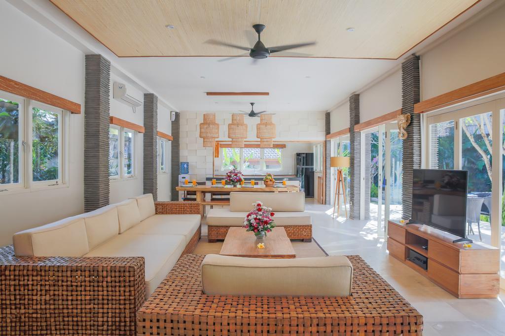 Villa La Luvier Canggu Esterno foto